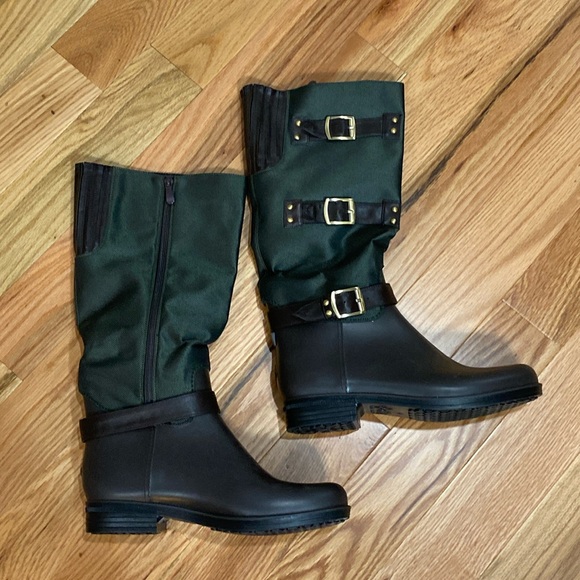 EUC Womens DAV Rain boots Size 9 - Originally $99 - Picture 1 of 7